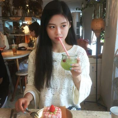 报告妈咪，爹地是总裁